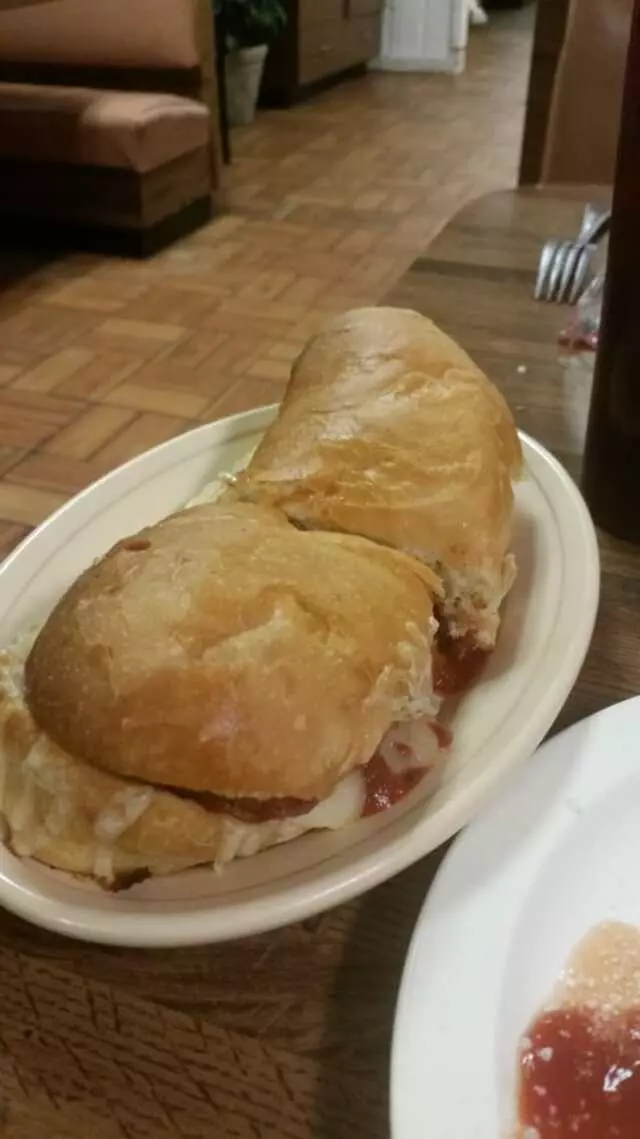 Angilo’s Pizza
