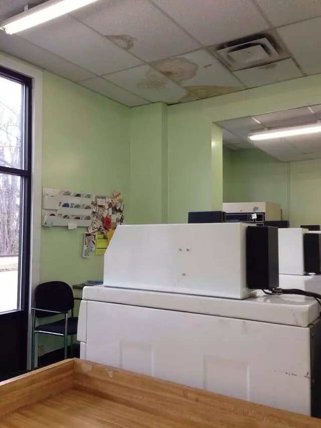 2406 Laundrymart