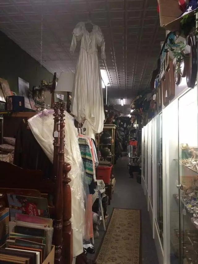 Antiques at Douglass Loop