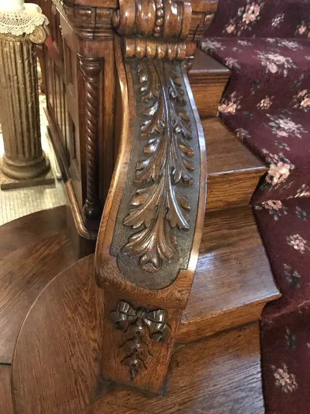 1888 Historic Rocking Horse Manor B & B
