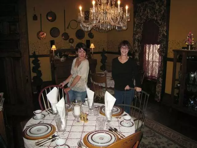 1888 Historic Rocking Horse Manor B & B