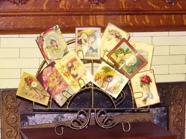 1888 Historic Rocking Horse Manor B & B