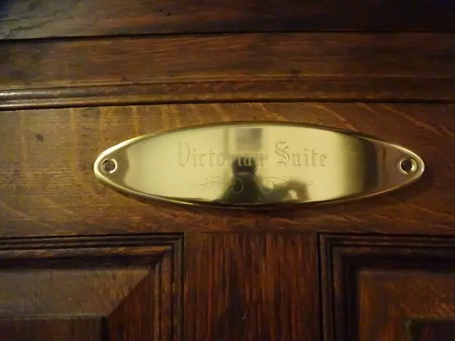 1888 Historic Rocking Horse Manor B & B