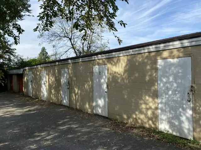 Unboxy Self Storage