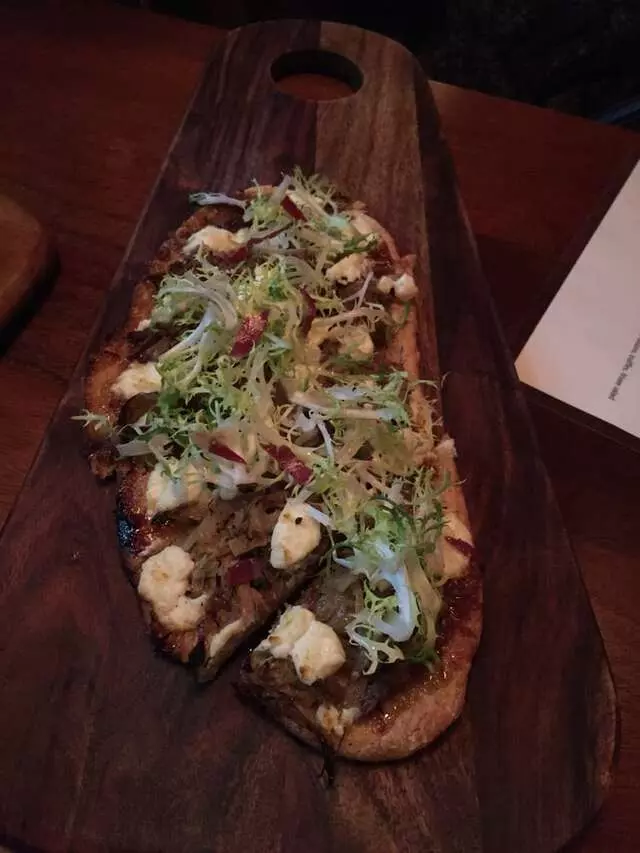 Artesano Vino Tapas Y Mas