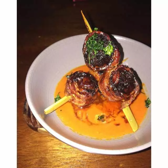 Artesano Vino Tapas Y Mas