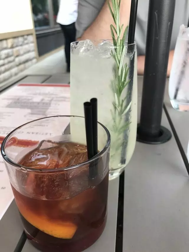Artesano Vino Tapas Y Mas