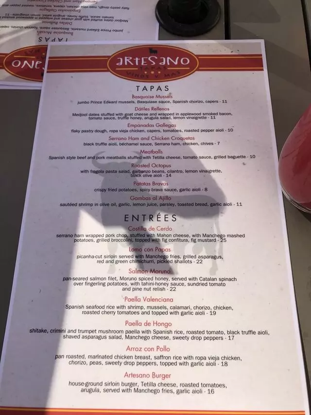 Artesano Vino Tapas Y Mas