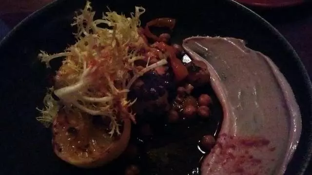 Artesano Vino Tapas Y Mas