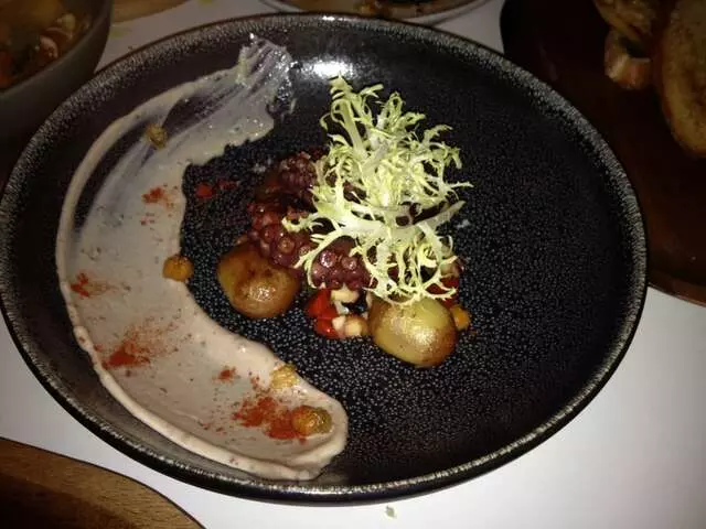 Artesano Vino Tapas Y Mas