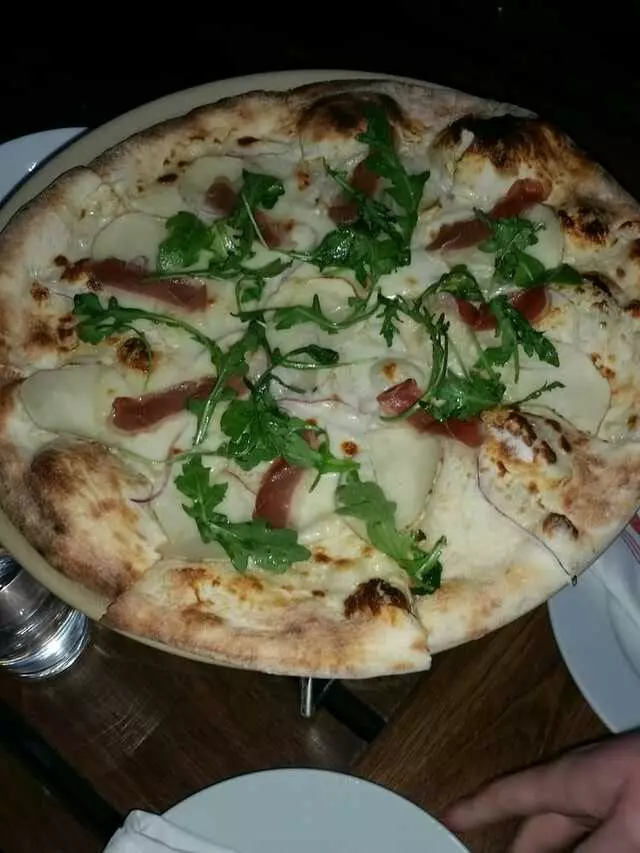 8UP Elevated Drinkery & Kitchen