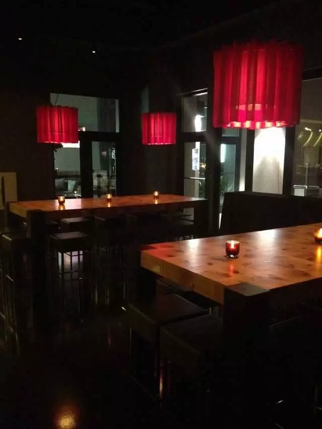 8UP Elevated Drinkery & Kitchen