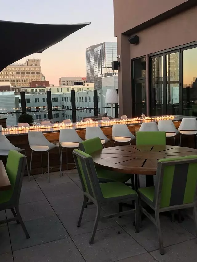 8UP Elevated Drinkery & Kitchen