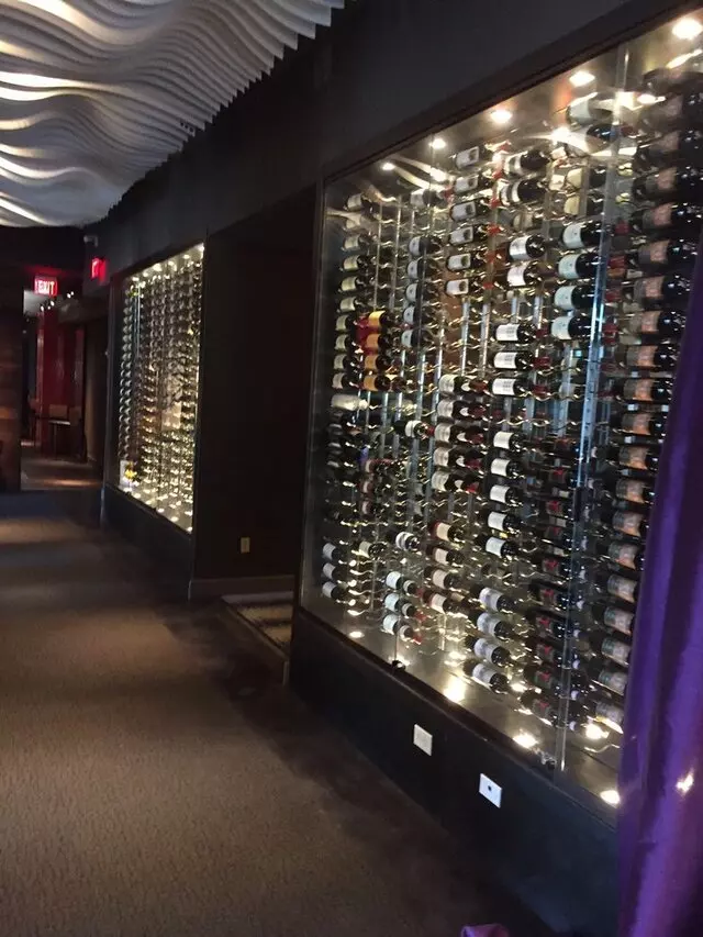8UP Elevated Drinkery & Kitchen