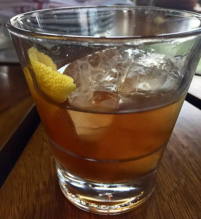 8UP Elevated Drinkery & Kitchen