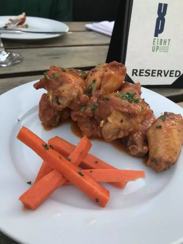 8UP Elevated Drinkery & Kitchen
