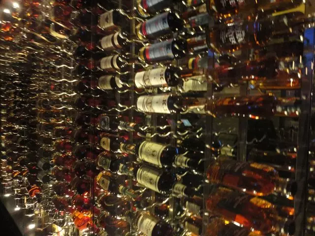 8UP Elevated Drinkery & Kitchen