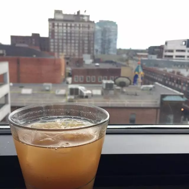 8UP Elevated Drinkery & Kitchen