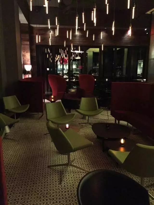 8UP Elevated Drinkery & Kitchen