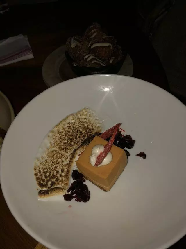 8UP Elevated Drinkery & Kitchen