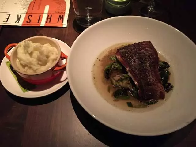 8UP Elevated Drinkery & Kitchen