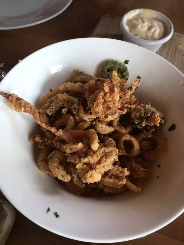 8UP Elevated Drinkery & Kitchen