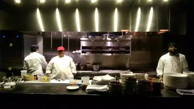 8UP Elevated Drinkery & Kitchen