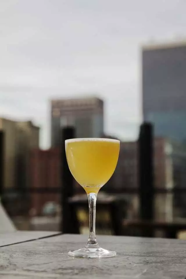 8UP Elevated Drinkery & Kitchen