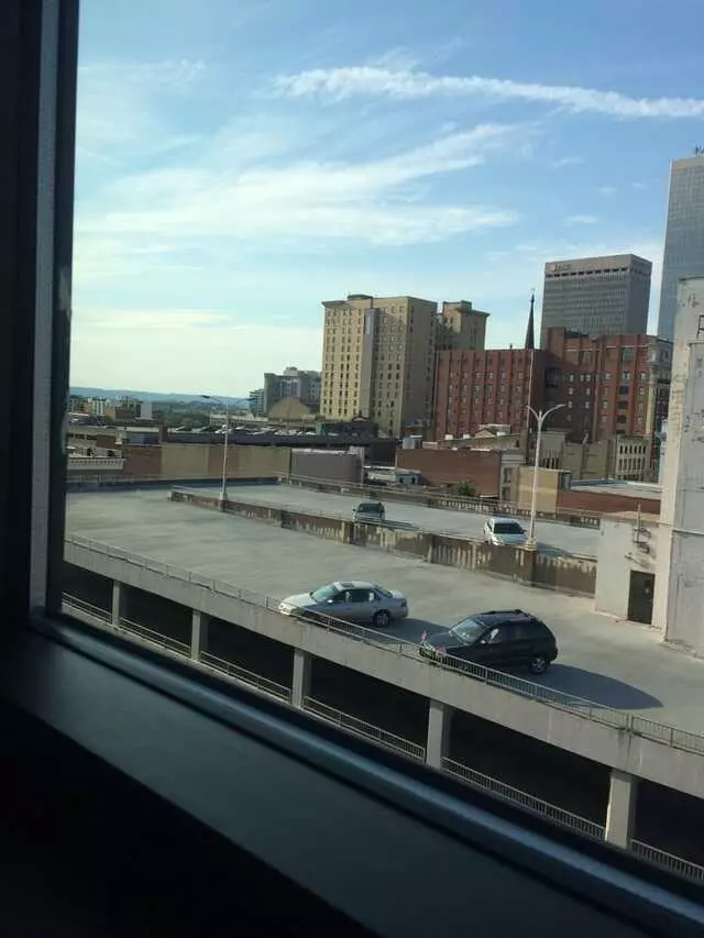8UP Elevated Drinkery & Kitchen