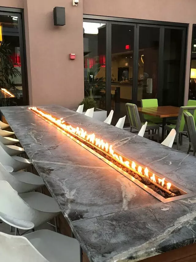8UP Elevated Drinkery & Kitchen