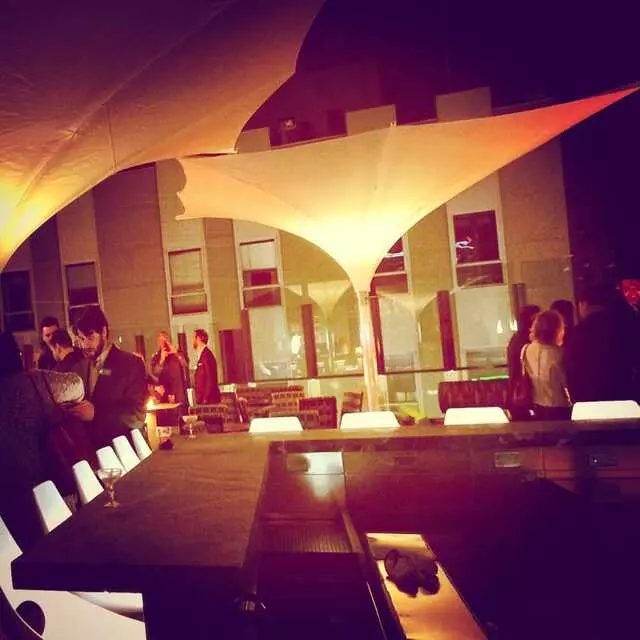 8UP Elevated Drinkery & Kitchen