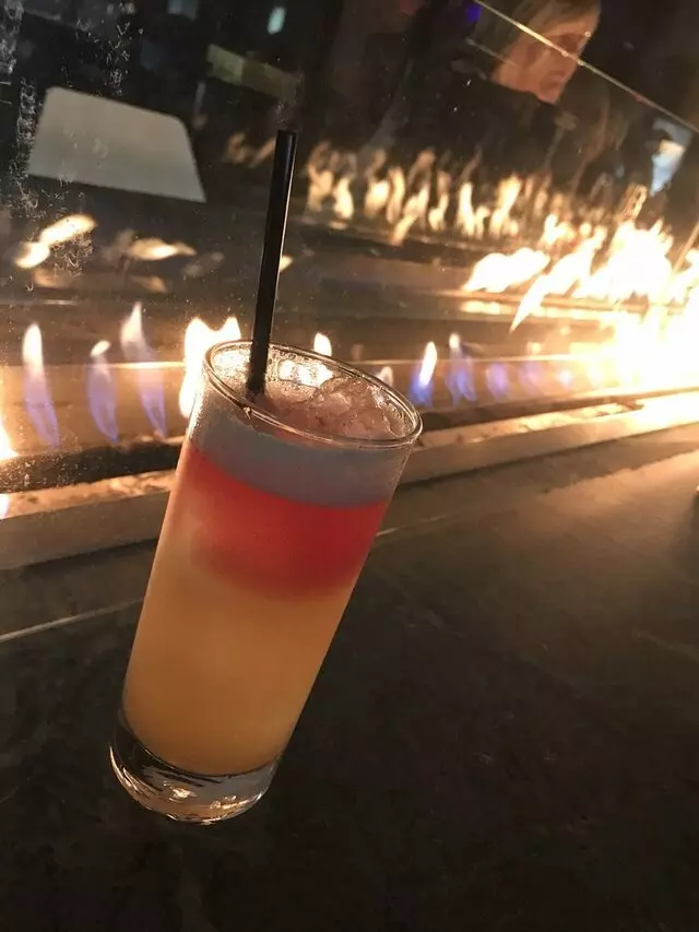 8UP Elevated Drinkery & Kitchen