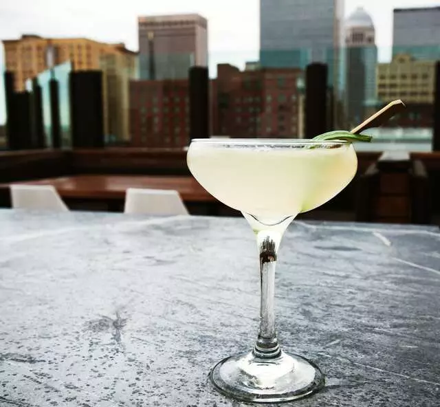 8UP Elevated Drinkery & Kitchen