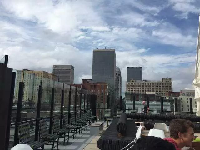 8UP Elevated Drinkery & Kitchen