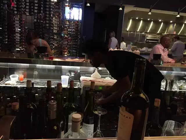 8UP Elevated Drinkery & Kitchen