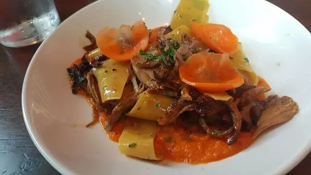 8UP Elevated Drinkery & Kitchen