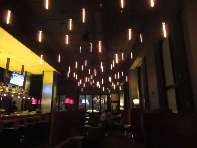 8UP Elevated Drinkery & Kitchen