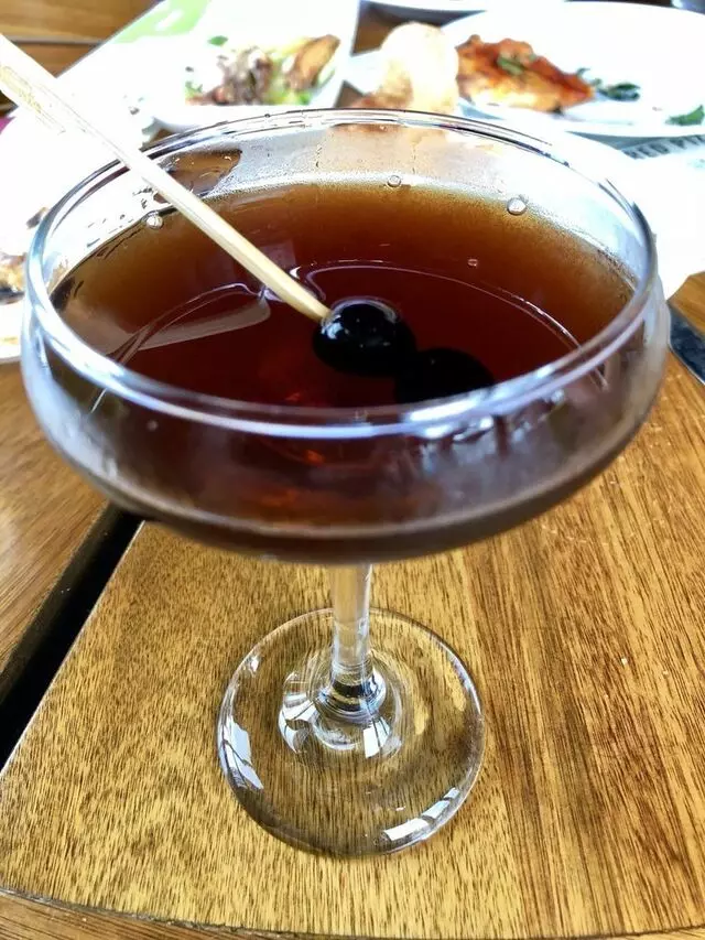 8UP Elevated Drinkery & Kitchen