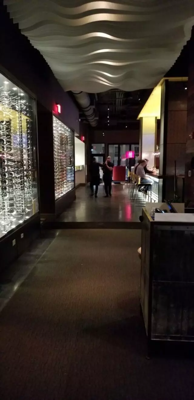 8UP Elevated Drinkery & Kitchen