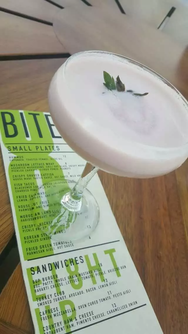 8UP Elevated Drinkery & Kitchen