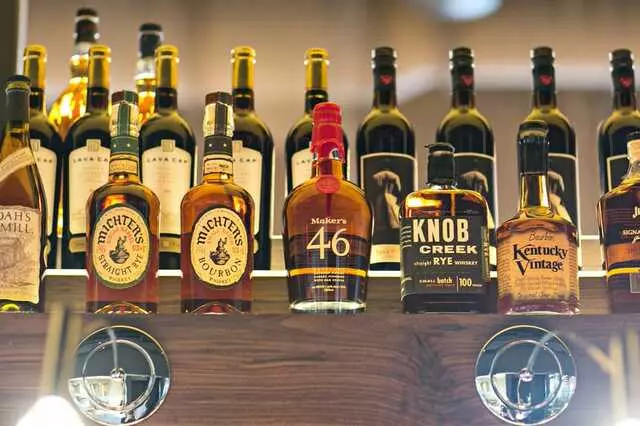 8UP Elevated Drinkery & Kitchen