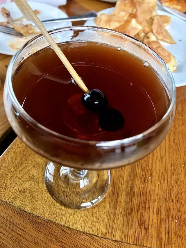 8UP Elevated Drinkery & Kitchen