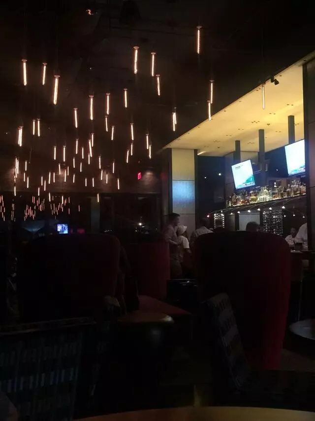 8UP Elevated Drinkery & Kitchen