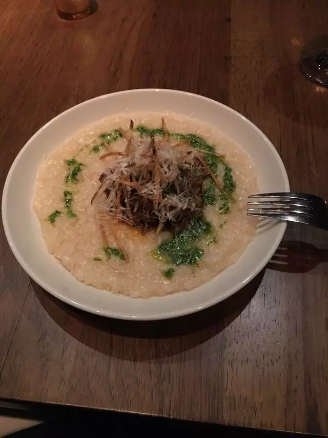 8UP Elevated Drinkery & Kitchen