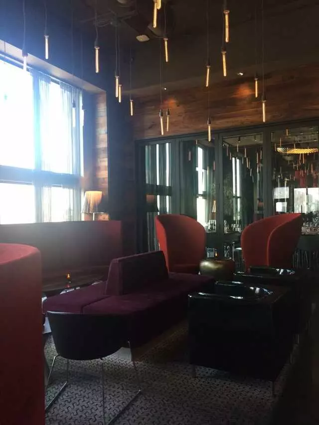 8UP Elevated Drinkery & Kitchen