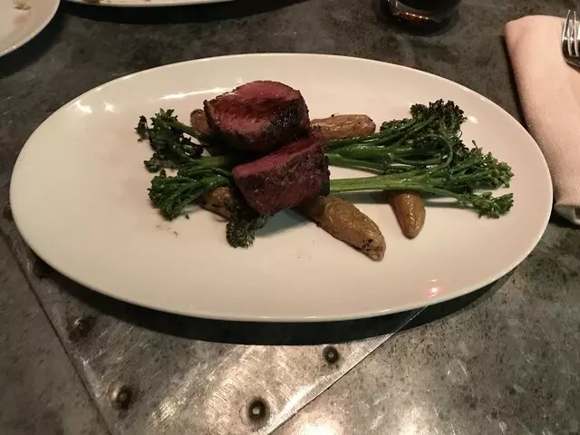 8UP Elevated Drinkery & Kitchen