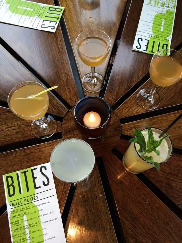 8UP Elevated Drinkery & Kitchen