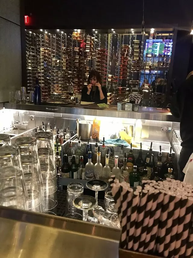 8UP Elevated Drinkery & Kitchen