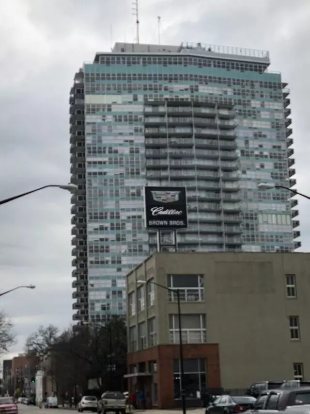 800 Tower City Club Apartments