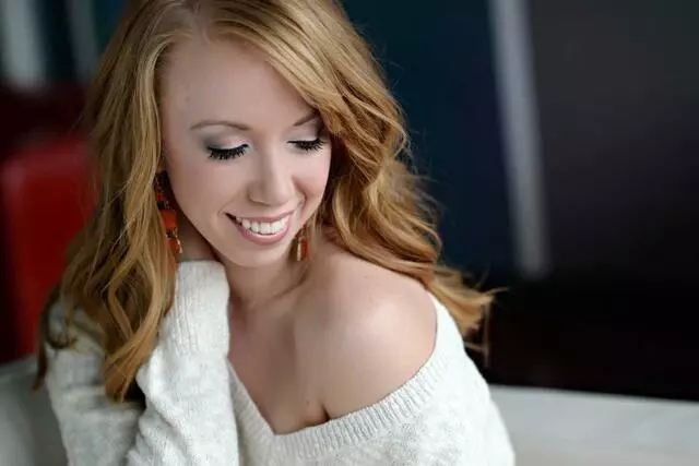 Autumn Sharp Makeup Artist